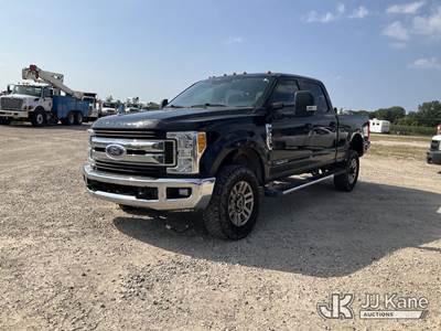 2017 Ford F-350 SD Crew-Cab Pickup Truck