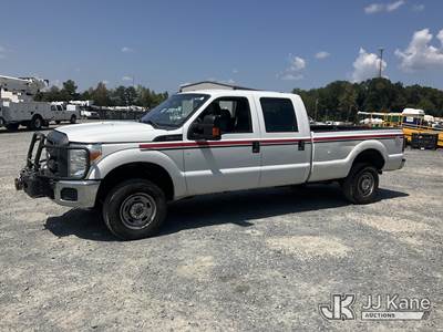 2016 Ford F350 4x4 Crew-Cab Pickup Truck