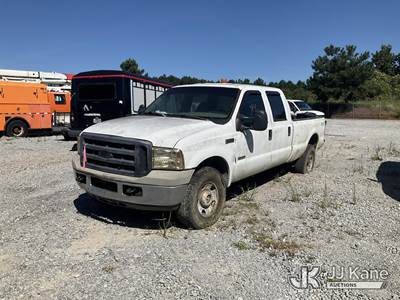 2006 Ford F350 4x4 Crew-Cab Pickup Truck