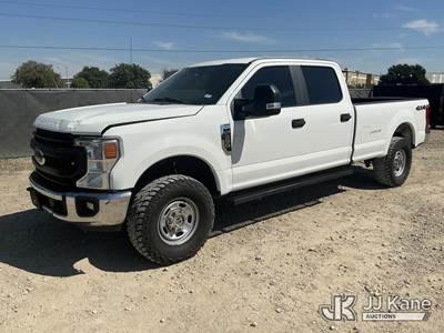 2020 Ford F350 4x4 Crew-Cab Pickup Truck