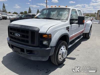 2008 Ford F-450 SD Crew-Cab Dual Wheel Pickup Truck