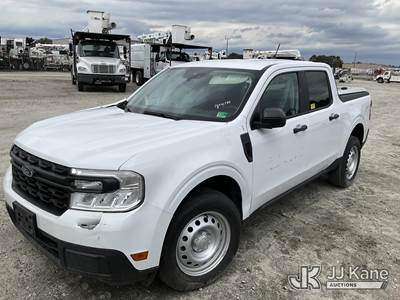 2023 Ford Maverick Crew-Cab Pickup Truck