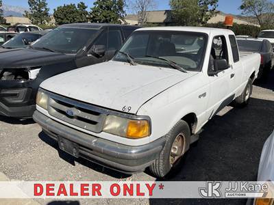 1996 Ford Ranger XL SuperCab 2WD Pickup Truck
