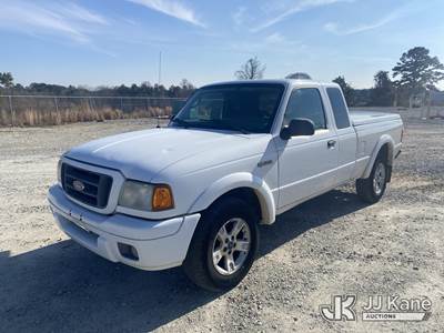 2005 Ford Ranger Extended-Cab Pickup Truck