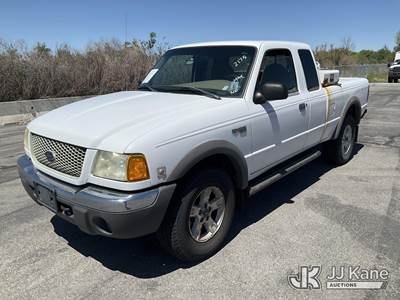 2002 Ford Ranger 4x4 Extended-Cab Pickup Truck