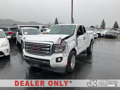 2019 GMC Canyon Extended-Cab Pickup Truck