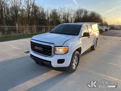 2015 GMC Canyon Extended-Cab Pickup Truck