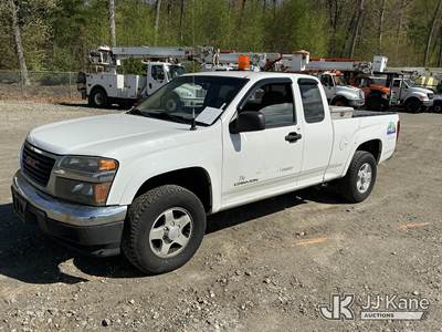 2005 GMC Canyon Extended-Cab Pickup Truck