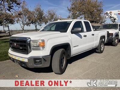 2014 GMC Sierra 1500 Extended-Cab Pickup Truck