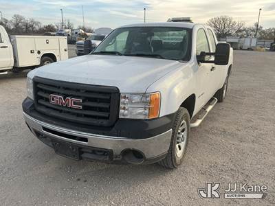 2013 GMC Sierra 1500 Extended-Cab Pickup Truck