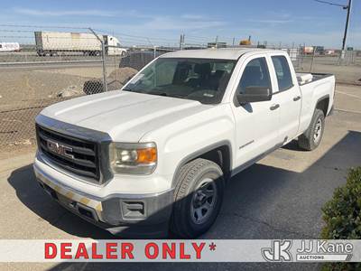 2014 GMC Sierra 1500 Base Double Cab 4WD Extended-Cab Pickup Truck