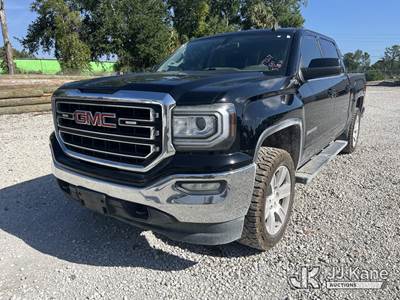 2018 GMC Sierra 1500 4x4 Crew-Cab Pickup Truck