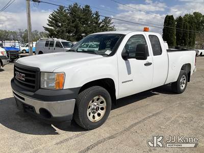 2013 GMC Sierra 1500 Extended-Cab Pickup Truck