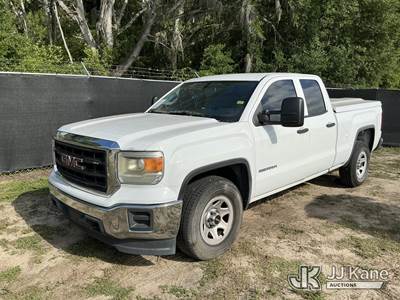 2014 GMC Sierra 1500 Extended-Cab Pickup Truck