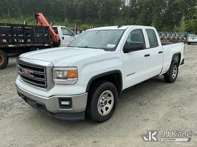 2015 GMC Sierra 1500 Extended-Cab Pickup Truck