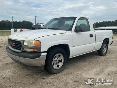 2002 GMC Sierra 1500 Pickup Truck