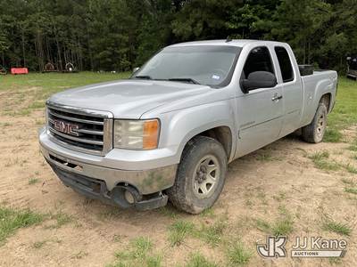 2012 GMC Sierra 1500 Extended-Cab Pickup Truck
