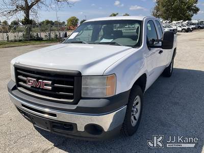 2013 GMC Sierra 1500 Extended-Cab Pickup Truck