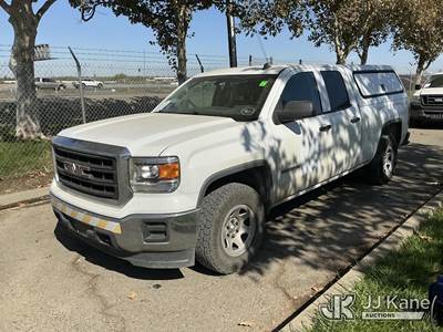 2014 GMC Sierra 1500 Base Double Cab Extended-Cab Pickup Truck