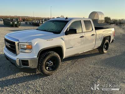 2015 GMC Sierra 1500 Extended-Cab Pickup Truck