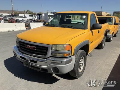 2003 GMC Sierra 2500 Pickup Truck