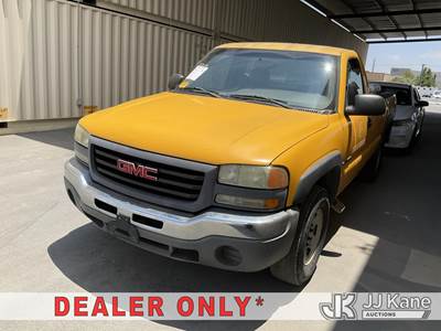2003 GMC Sierra 2500 Pickup Truck