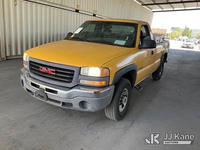 2003 GMC Sierra 2500 Pickup Truck