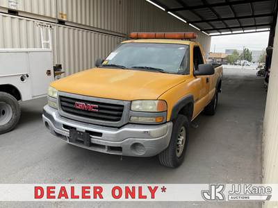 2003 GMC Sierra 2500 Pickup Truck