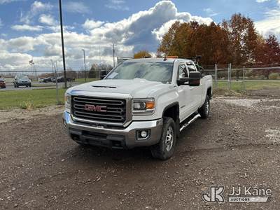 2017 GMC Sierra 2500HD 4x4 Crew-Cab Pickup Truck