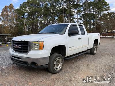 2010 GMC Sierra 2500HD 4x4 Extended-Cab Pickup Truck