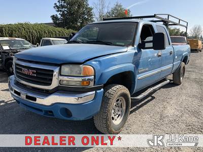 2006 GMC Sierra 2500HD Crew-Cab Pickup Truck