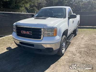 2013 GMC Sierra 2500HD Work Truck Long Box 4WD Pickup Truck