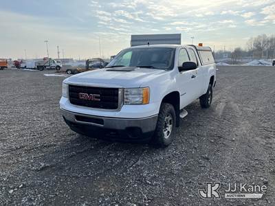 2012 GMC Sierra 2500HD Extended-Cab Pickup Truck