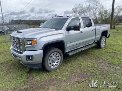 2019 GMC Sierra 2500HD 4x4 Crew-Cab Pickup Truck