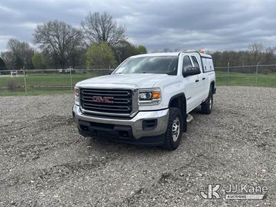 2016 GMC Sierra 2500HD Extended-Cab Pickup Truck