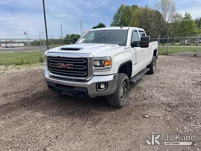 2019 GMC Sierra 2500HD 4x4 Crew-Cab Pickup Truck