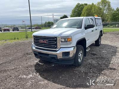 2016 GMC Sierra 2500HD Extended-Cab Pickup Truck