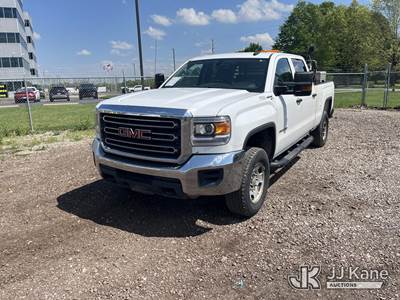 2017 GMC Sierra 2500HD 4x4 Crew-Cab Pickup Truck
