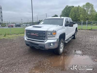 2019 GMC Sierra 2500HD Crew-Cab Pickup Truck