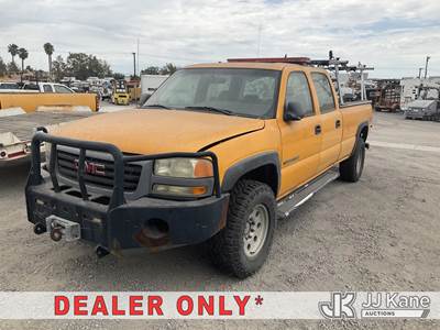 2006 GMC Sierra 2500HD Crew-Cab Pickup Truck