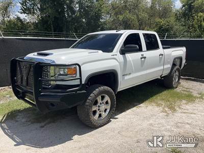 2019 GMC Sierra 2500HD Crew-Cab Pickup Truck
