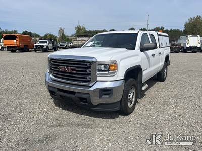 2016 GMC Sierra 2500HD Crew-Cab Pickup Truck