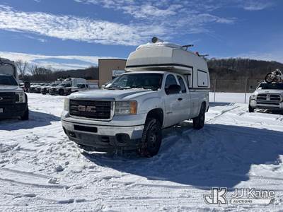 2011 GMC Sierra 3500HD 4x4 Extended-Cab Pickup Truck