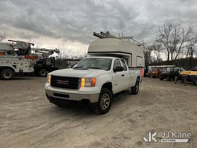 2011 GMC Sierra 3500HD 4x4 Extended-Cab Pickup Truck