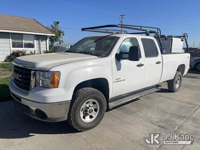 2009 GMC Sierra 3500HD Work Truck Crew Cab Pickup Truck