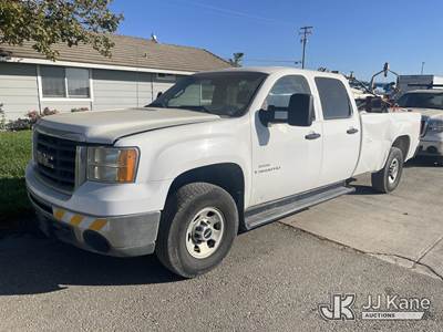 2009 GMC Sierra 3500HD Work Truck Crew Cab Pickup Truck