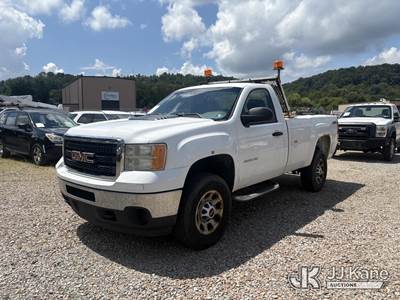 2011 GMC Sierra 3500HD 4x4 Work Truck Long Box Pickup Truck