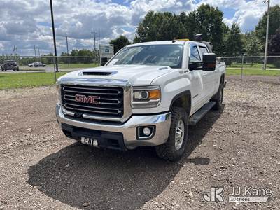2019 GMC Sierra Denali 2500HD Crew-Cab Pickup Truck