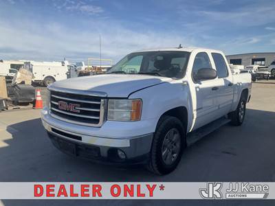 2013 GMC Sierra Hybrid Crew-Cab Pickup Truck