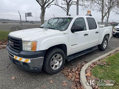 2012 GMC Sierra Hybrid Crew-Cab Pickup Truck